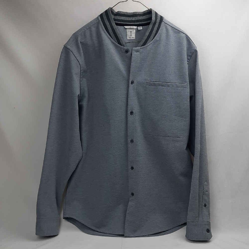 Tristan Gray Button-Up Jacket

Size : Small 

Gray